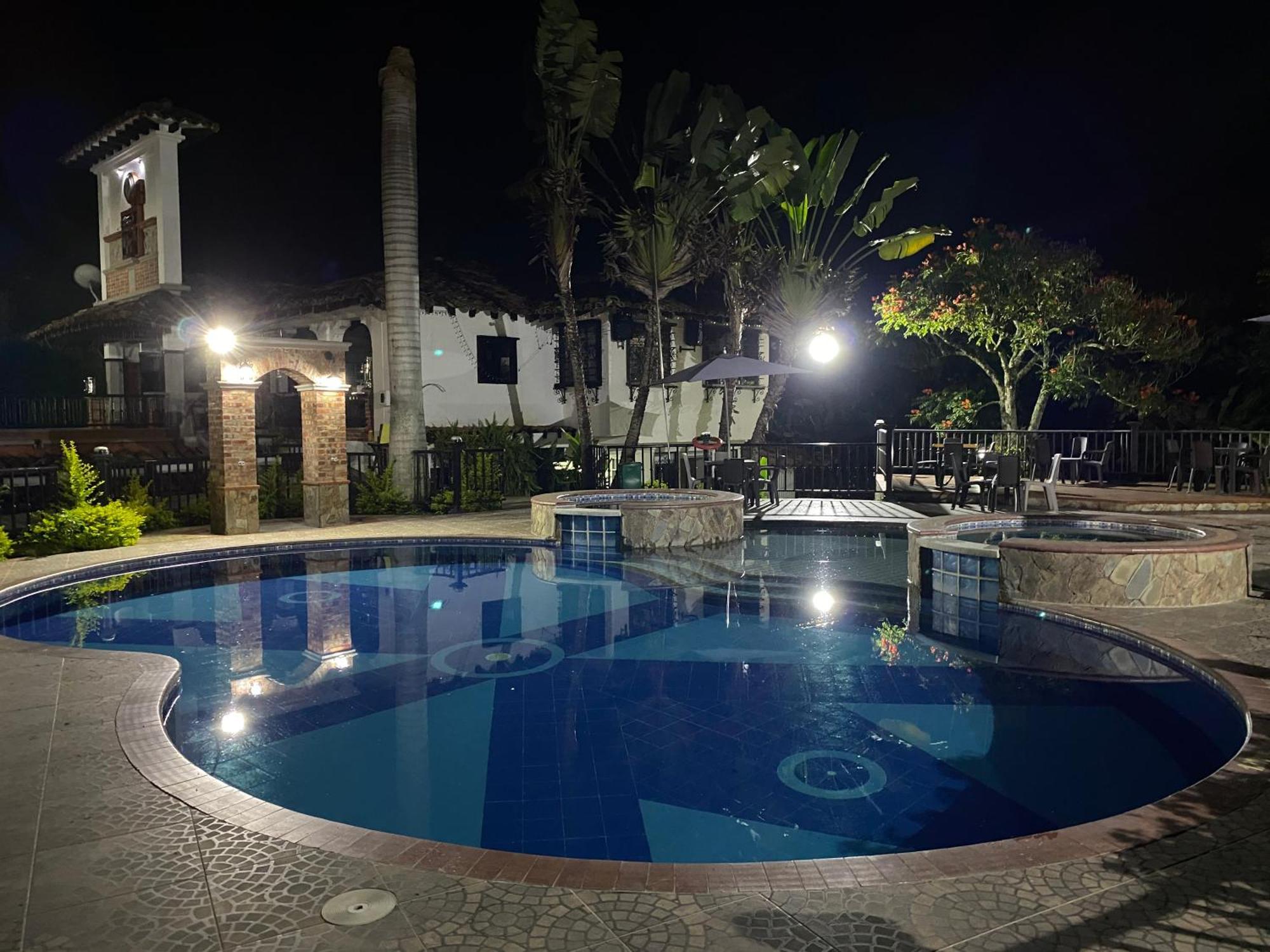 Finca Hotel La Esperanza Montenegro Exterior foto